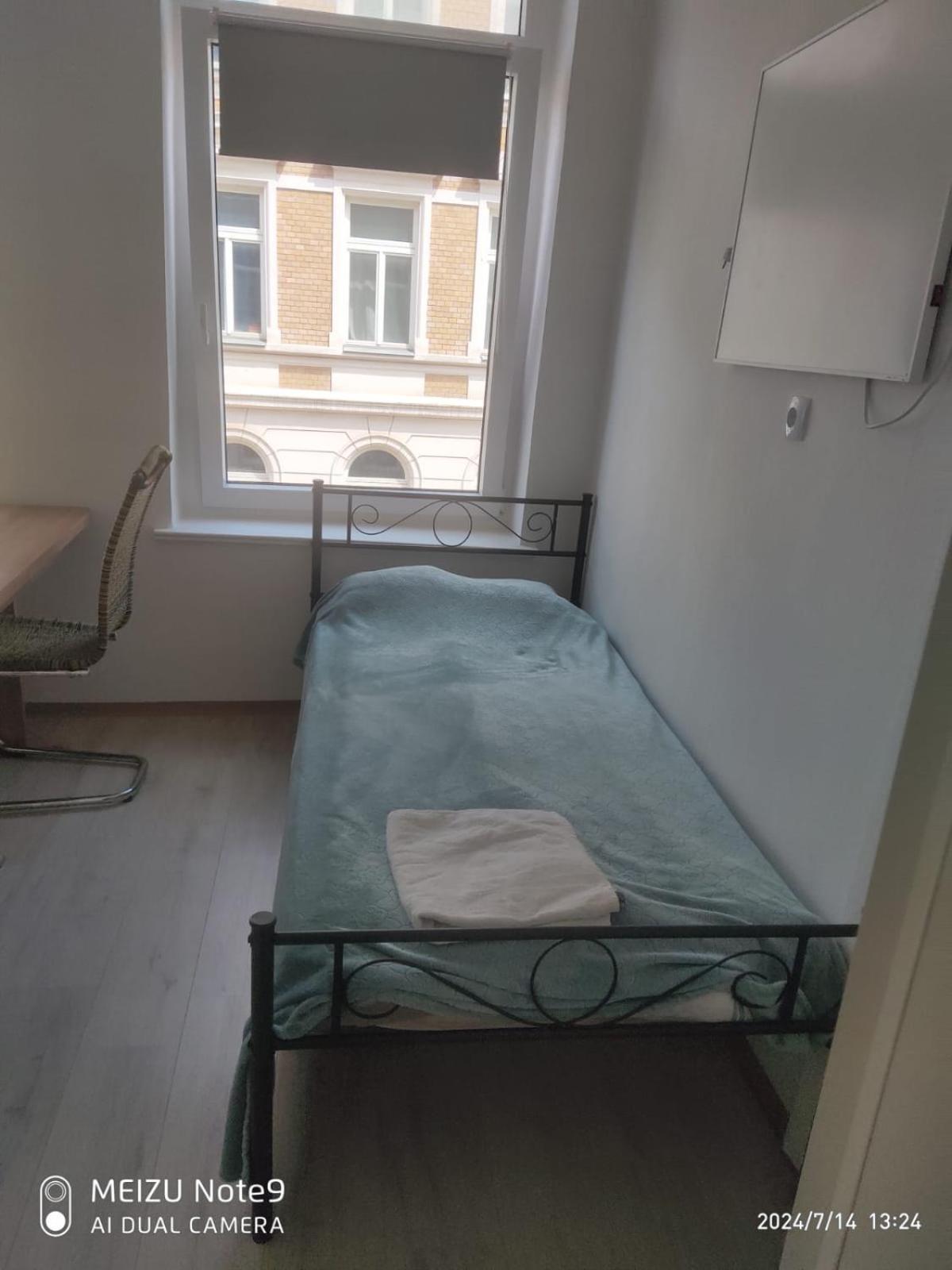 Familienappartement In Zentrum ชเวียรีน ภายนอก รูปภาพ